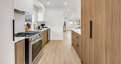 *Family Haven* Renovated 3BR • Backyard • Parking