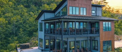 Casa (4 Bedrooms) | Vista frontal de la propiedad