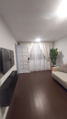 Duplex 131B 30 minutes from airport apartment in 100% popular neighborhood