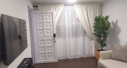 Duplex 131B 30 minutes from airport apartment in 100% popular neighborhood