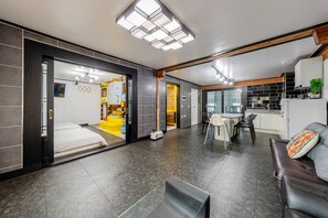 Basic Room, 1 Bedroom (103 (Hanok Pool Villa / Kids Gym)) | 1 bedroom, free WiFi - Gyeongju Palace Hanok Kids Pool Villa (Gyeongju)