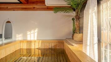 Basic Room, 1 Bedroom (202 (Hanok Hinoki Pool / Kids Gym)) | 1 bedroom, free WiFi