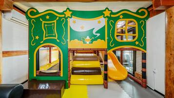 Basic Room, 1 Bedroom (203 (Hanok Hinoki Pool / Kids Gym))