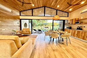 Living area - Villa Kaliah Luz  W pool, Horses et bearch nearby (tamarindo)