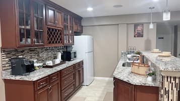 Fridge, microwave, coffee/tea maker, electric kettle