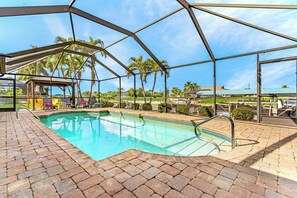 Beheizter Pool