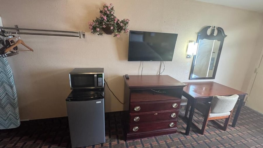 TRAVEL INN