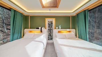 1 개의 침실, 무료 WiFi