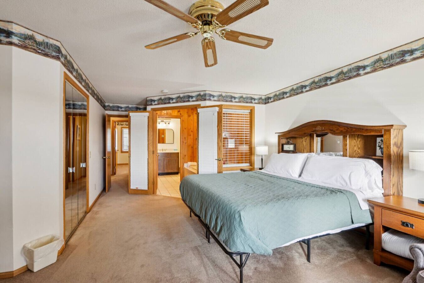 Iron/ironing board, travel crib, WiFi, bed sheets