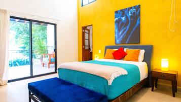 Escrivaninha, ferros/tábuas de passar roupa, Wi-Fi de cortesia