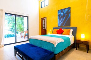 Escrivaninha, ferros/tábuas de passar roupa, Wi-Fi de cortesia