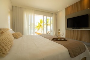 Deluxe Double Room, Lanai, Sea View | In-room safe, blackout drapes, free WiFi - Village Someday (Porto Seguro)