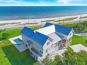 Exterior - Elegant beachfront home in Waveland, MS (Waveland)