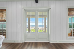 Interior - Elegant beachfront home in Waveland, MS (Waveland)