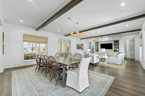 Dining - Elegant beachfront home in Waveland, MS (Waveland)