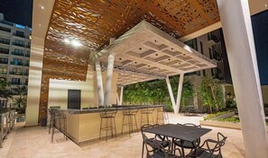 Outdoor dining - Luxury condo 9 minutes from the beach  (Playa del Carmen)