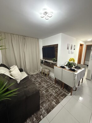 Living area - Apartment on the South Coast - 10 min from the Beach (João Pessoa)