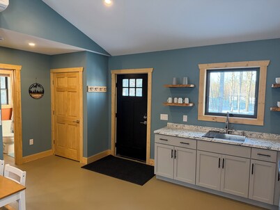 Private cabin with trail access- cabin #2