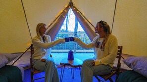 WiFi, bed sheets - 
Glamping! Campsite #4 (Waynesville)