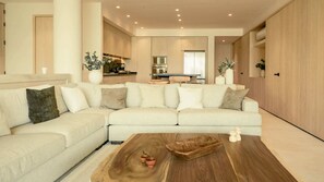 TV, offices - Anera: Sunset Villa with Terrace & Pool (Playa Blanca)