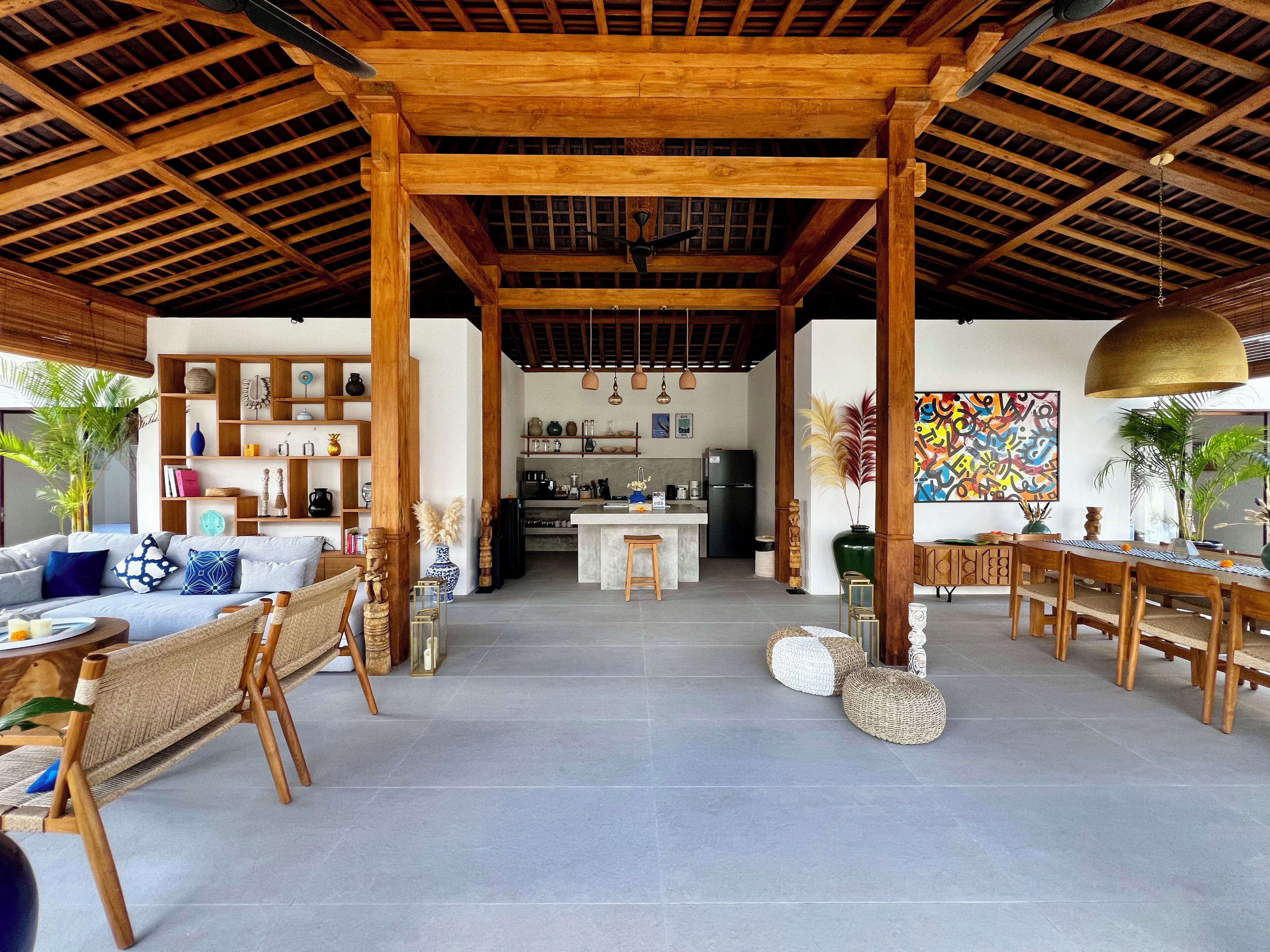 Deluxe Villa, 6 Bedrooms, Private Pool, Pool View | Living area | 32-inch Smart TV with digital channels