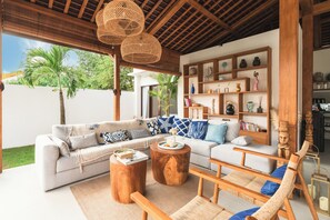 Living area - Villa Saint Laurent by Alfred in Bali (Seminyak)