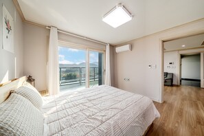 Basic-rum - 3 sovrum (A (Private House with Outdoor)) | 3 sovrum och gratis wi-fi