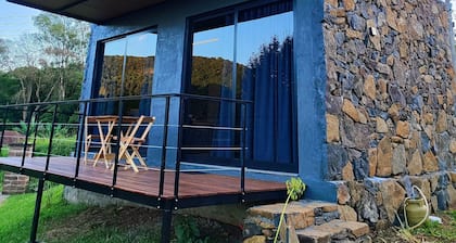 Cabin in the countryside of Nova PetrĂłpolis, Serra GaĂșcha - Chacara Villagio das Pedras