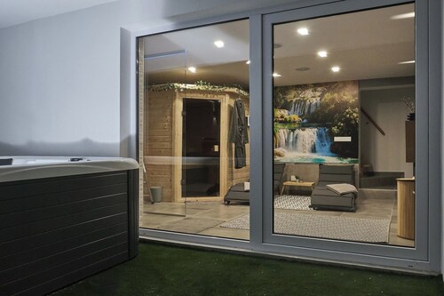 House in Međimurje for couples with jacuzzi, sauna, terrace, pool, and barbecue