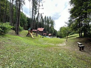Children's area - Forest house with private wellness, pool, and activities for the whole family. (Klenovnik)