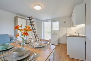 Interior - Home with jacuzzi and sauna in Vukomeričke Hills for relaxation and retreat. (Donja Lomnica)