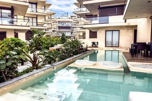 Pool - Penthouse with Sea Views and Rooftop with Jacuzzi (Mazatlán)