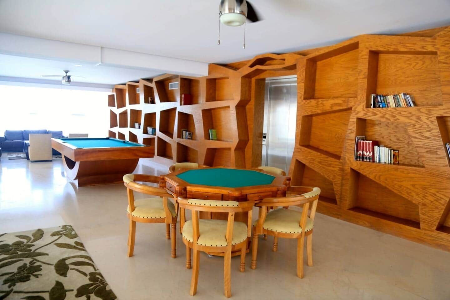 Game room