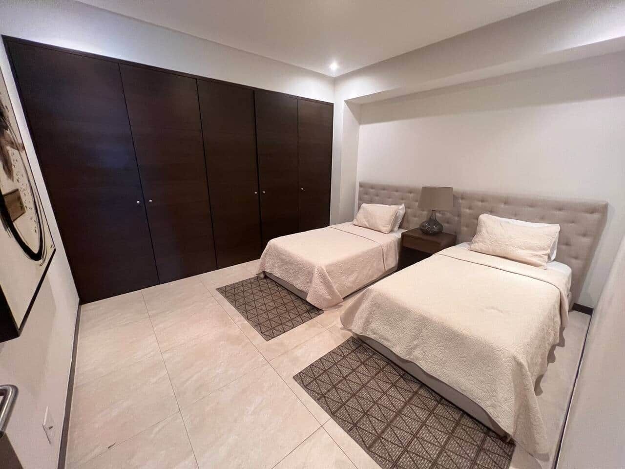 Zimmersafe, Bügeleisen/Bügelbrett, WLAN, Bettwäsche