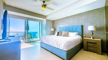 Safe på rommet, strykejern/-brett, wi-fi og sengetøy