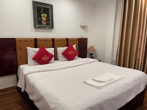 Basic dubbelrum för 1 person - utsikt mot staden | Mörkläggningsgardiner, ljudisolering och strykjärn/strykbräda