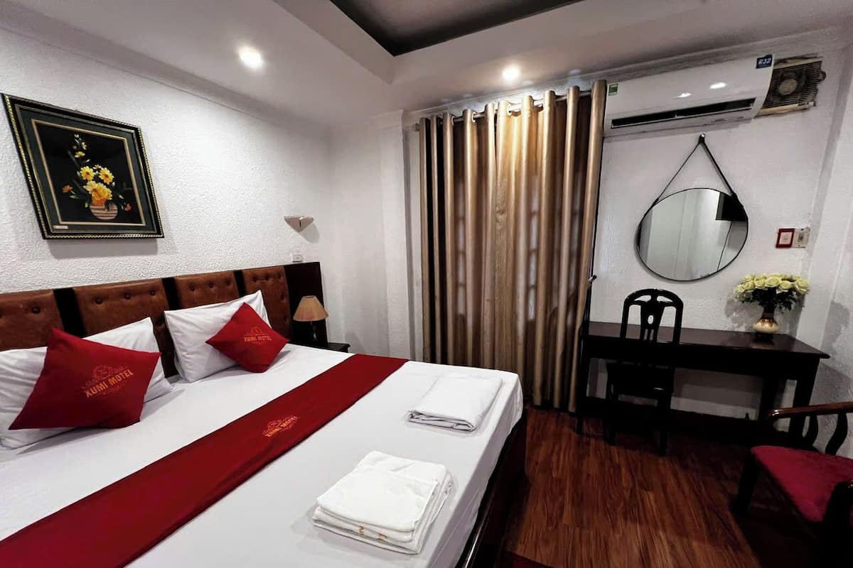 Deluxe dubbelrum för 1 person | Mörkläggningsgardiner, ljudisolering och strykjärn/strykbräda