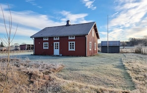 Exterior - Cozy home in Väby with WiFi (Väby)