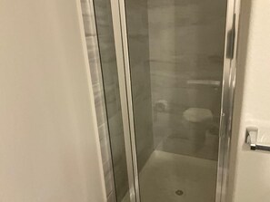 Room, Balcony | Bathroom