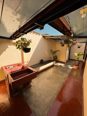 Terrace/patio - Casita Sol (Antigua Guatemala)