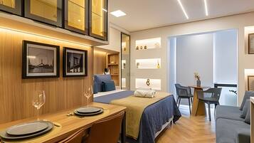 Superior Apartment | Dining