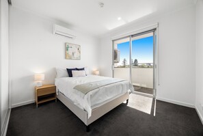 2 chambres, fer et planche à repasser, Wi-Fi gratuit, draps fournis