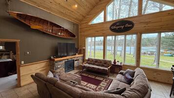 Smart TV, fireplace, video games, DVD player