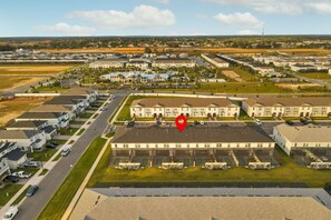 Exterior - Windsor Cay 5BR Luxury Home with Pool (Clermont)