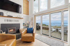 TV, fireplace - NEW Beachfront Escape, Hot Tub, Ocean Views, Dunes (Rockaway Beach)