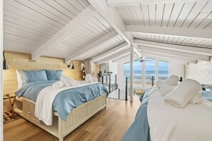 3 bedrooms, iron/ironing board, WiFi, bed sheets - NEW Beachfront Escape, Hot Tub, Ocean Views, Dunes (Rockaway Beach)
