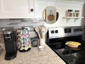 Private kitchen - Lilac Lodge near River Point (Sheridan)