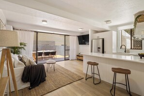 Apartment, 1 Bedroom, Courtyard Area | Interior - Markwell Surf · Courtyard Stay Steps from Beach (Surfers Paradise)
