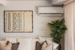 Apartment, 1 Bedroom, Courtyard Area | Interior - Markwell Surf · Courtyard Stay Steps from Beach (Surfers Paradise)