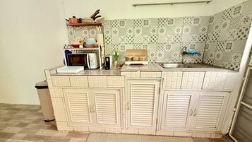 Townhome | Private kitchen